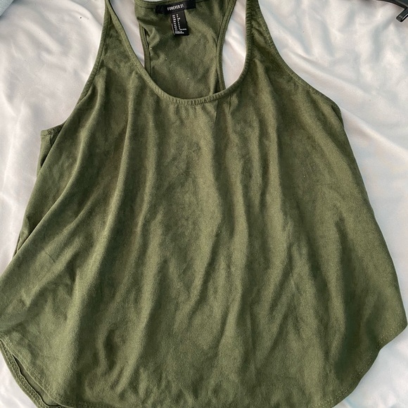 Flowy forest green tank top - Picture 3 of 4